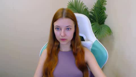 Snapshot of vivien_leight chatting on March 2025 12:54:02 AM Vivien online show from March 2025 12:54:02 AM