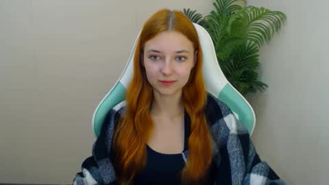 Snapshot of vivien_leight chatting on October 2025 06:19:02 PM Vivien online show from October 2025 06:19:02 PM