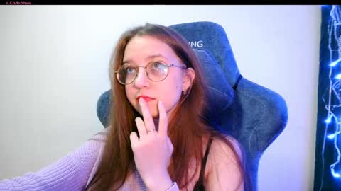 vivivivikkie online show from May 2026 09:21:01 PM