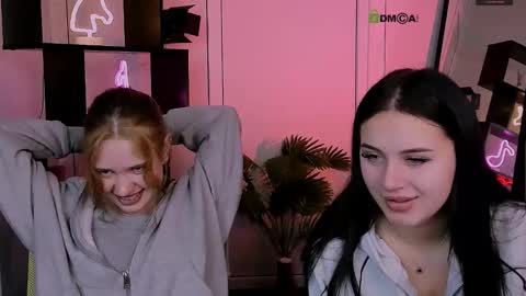 vivy_star online show from November 2025 07:14:02 PM