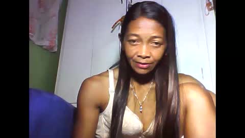 vixen_lina online show from May 2026 06:15:02 PM