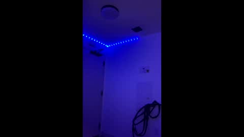 vixenblade online show from February 2026 06:11:02 AM