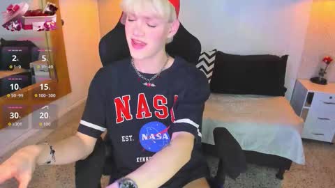 Snapshot of vladhellsing4 chatting on February 2026 02:25:02 PM Vlad online show from February 2026 02:25:02 PM