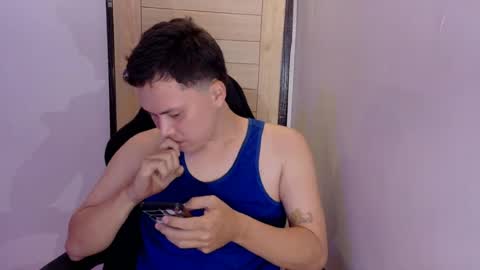 Snapshot of vladimir02_ chatting on June 2026 05:31:01 AM Vlad online show from June 2026 05:31:01 AM