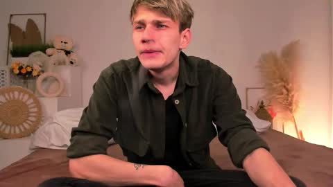 Snapshot of volan_starts chatting on February 2026 12:06:02 PM Dan online show from February 2026 12:06:02 PM