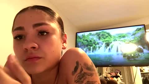 volentic online show from October 2025 07:45:01 PM