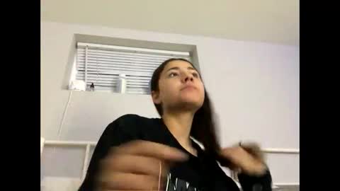 volentic online show from October 2025 10:49:01 AM