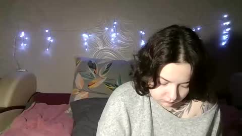 Volshebnik1302 online show from January 2025 05:33:01 PM