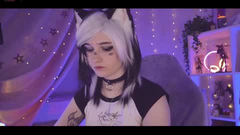 vronnier online show from February 2025 06:44:01 PM