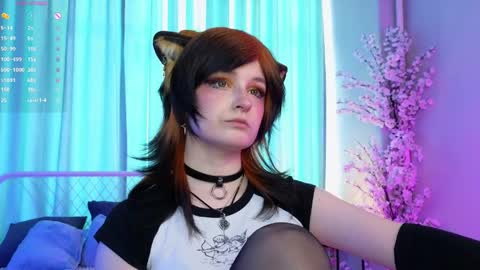 Snapshot of vronnier chatting on May 2026 04:23:02 PM vronnier online show from May 2026 04:23:02 PM