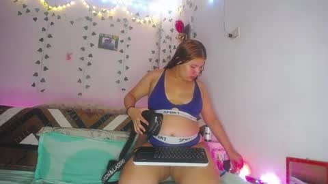 vsleyandlunaper online show from June 2026 01:48:01 AM