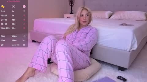 Sunshiny online show from September 2025 10:53:02 PM