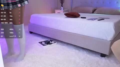 Sunshiny online show from September 2025 04:01:02 PM