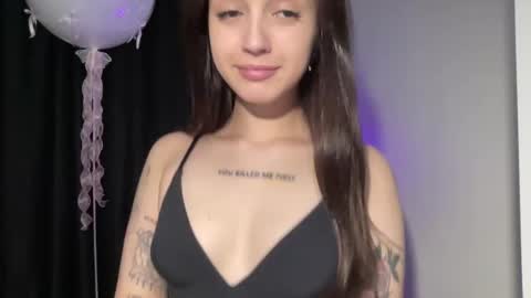 Alice  Before pvt write to me in PM  online show from February 2025 09:20:02 PM