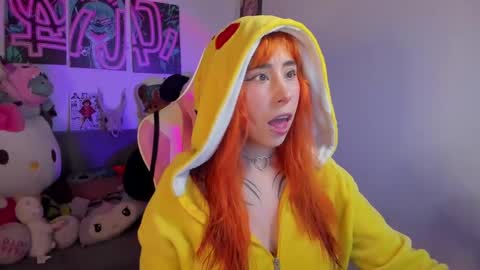 AIKA  online show from December 2024 01:40:02 AM