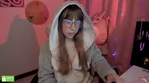 AIKA  online show from March 2026 05:25:01 AM