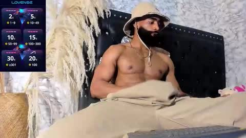 Jhon online show from October 2025 09:49:02 PM