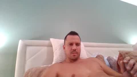 Snapshot of wakandalive chatting on October 2025 09:54:02 PM wakandalive online show from October 2025 09:54:02 PM