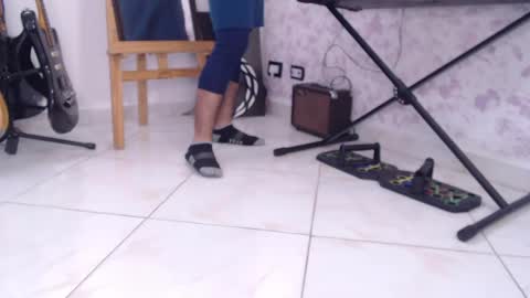 Snapshot of wake_and_bakee chatting on May 2026 06:12:02 PM John online show from May 2026 06:12:02 PM