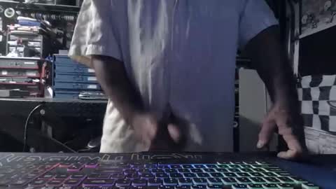 Snapshot of wakesblowinclouds chatting on March 2026 06:08:01 AM wakesblowinclouds online show from March 2026 06:08:01 AM