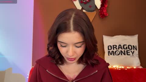 Mia online show from January 2025 06:35:01 PM