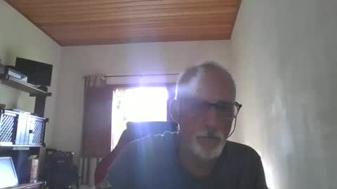 Snapshot of walmen20222 chatting on December 2024 07:21:02 PM walmen20222 online show from December 2024 07:21:02 PM