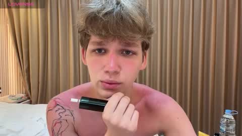 Snapshot of walterback chatting on February 2026 11:21:02 PM Mark and Tom online show from February 2026 11:21:02 PM