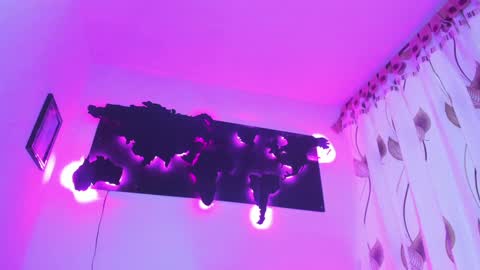 Snapshot of wanda_liones chatting on January 2025 03:53:02 PM Wanda online show from January 2025 03:53:02 PM