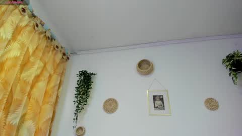 Snapshot of wanda_liones chatting on February 2025 07:53:02 PM Wanda online show from February 2025 07:53:02 PM