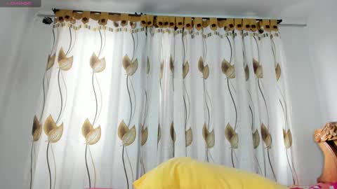 Snapshot of wanda_liones chatting on February 2025 05:46:02 PM Wanda online show from February 2025 05:46:02 PM