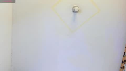 Snapshot of wanda_liones chatting on March 2025 03:37:02 PM Wanda online show from March 2025 03:37:02 PM