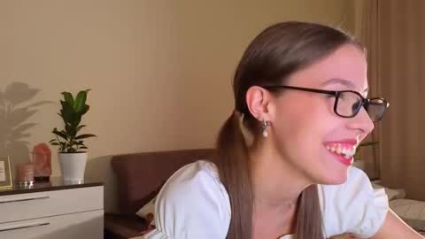 Wendy. Hello Honeys Ill see you 2nd 5th 7th this week love you3 online show from September 2025 05:57:01 PM