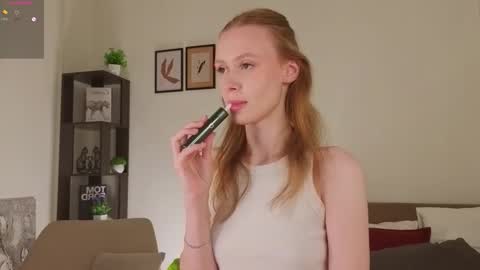 Emi online show from September 2025 11:29:02 PM