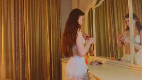 hello guys im Lilian online show from November 2025 03:07:01 AM