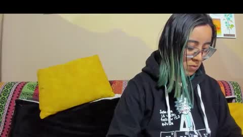 Waningrose  Lu online show from October 2025 11:04:01 PM