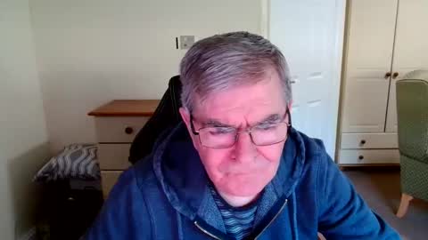 wanttobefree90 online show from April 2026 04:18:01 PM