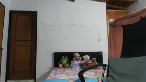 Snapshot of warrior_xena chatting on February 2025 04:11:02 PM warrior_xena online show from February 2025 04:11:02 PM