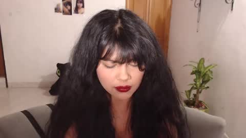 Snapshot of warrior_xena chatting on October 2025 11:42:02 PM warrior_xena online show from October 2025 11:42:02 PM