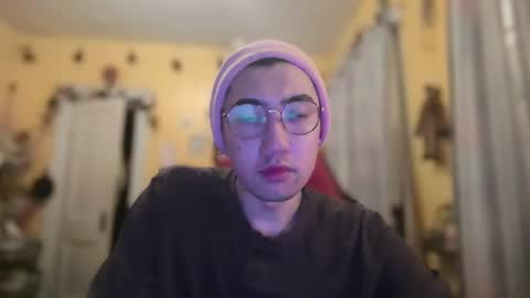 Snapshot of wasiancutie chatting on March 2026 02:27:02 AM wasiancutie online show from March 2026 02:27:02 AM