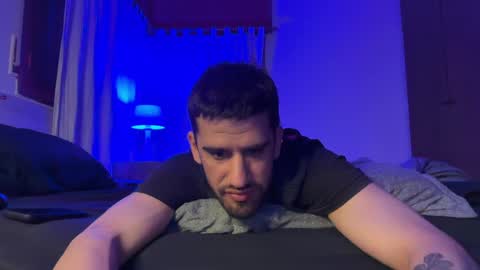 Snapshot of wat___sapbody chatting on October 2025 03:07:02 AM wearetwo online show from October 2025 03:07:02 AM