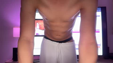 Snapshot of watchtheshow0 chatting on September 2025 05:01:02 AM Ty M online show from September 2025 05:01:02 AM