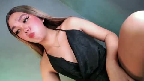 Isla Fox online show from February 2025 01:35:02 PM