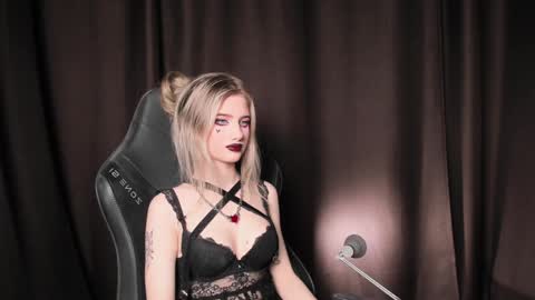 waterfallwoods online show from December 2024 06:02:02 AM