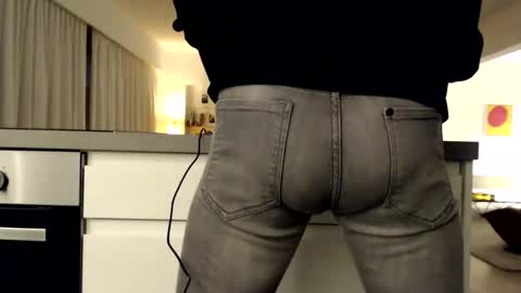 Snapshot of wave3210 chatting on December 2025 04:38:01 PM wave3210 online show from December 2025 04:38:01 PM