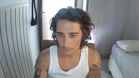 wave_boyy online show from March 2026 02:06:02 PM