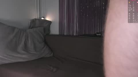 Wayne online show from October 2025 04:42:01 AM