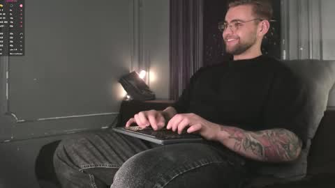 Wayne online show from December 2025 04:40:01 AM