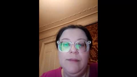 Snapshot of webgirl2 chatting on May 2026 08:47:01 PM Marina online show from May 2026 08:47:01 PM