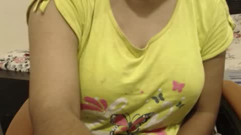 mina online show from September 2025 10:42:02 AM