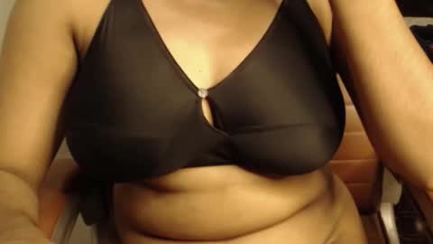 mina online show from March 2026 11:13:01 PM